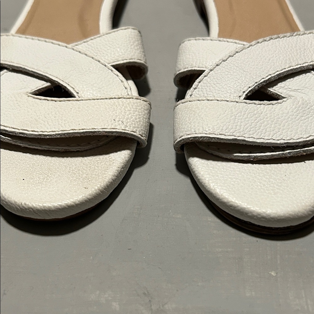 Kaanas Santorini White Leather Women's  Flats Slide Sandals, Size 7 - Picture 11 of 11